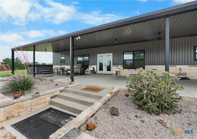 Photo 1 of Single family home for sale at 2919 County Rd 176, Gatesville, TX 76528 | MLS# 611901 | Listing updated on 2026-08-17