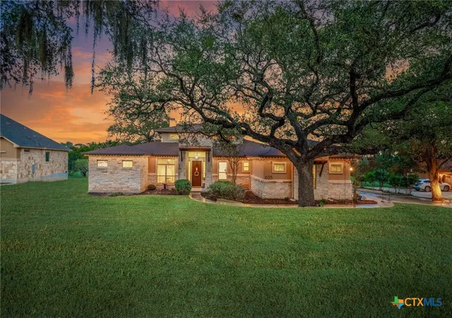 Photo 3 of Single family home for sale at 625 Hvn Point Loop, New Braunfels, TX 78132 | MLS# 612356 | Listing updated on 2026-09-10