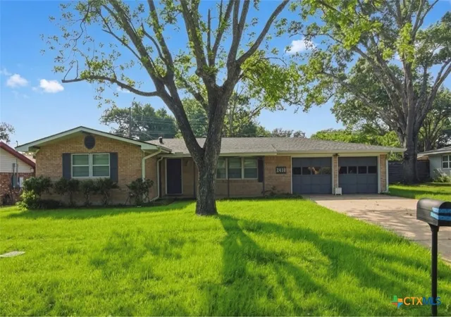 Photo 2 of Single family home for sale at 2410 Robin Rd, Temple, TX 76502 | MLS# 612058 | Listing updated on 2026-10-03