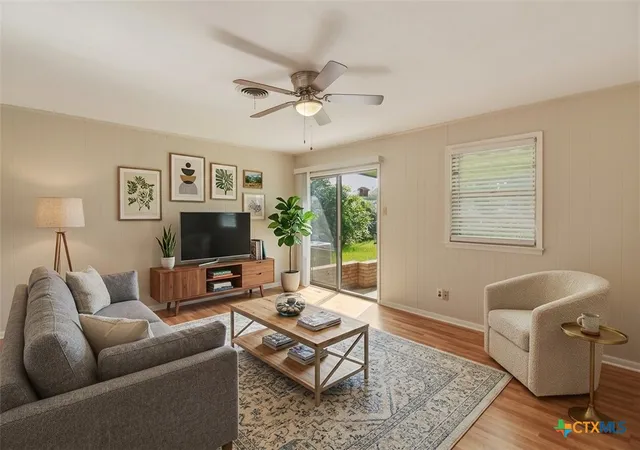 Photo 3 of Single family home for sale at 2410 Robin Rd, Temple, TX 76502 | MLS# 612058 | Listing updated on 2026-10-03
