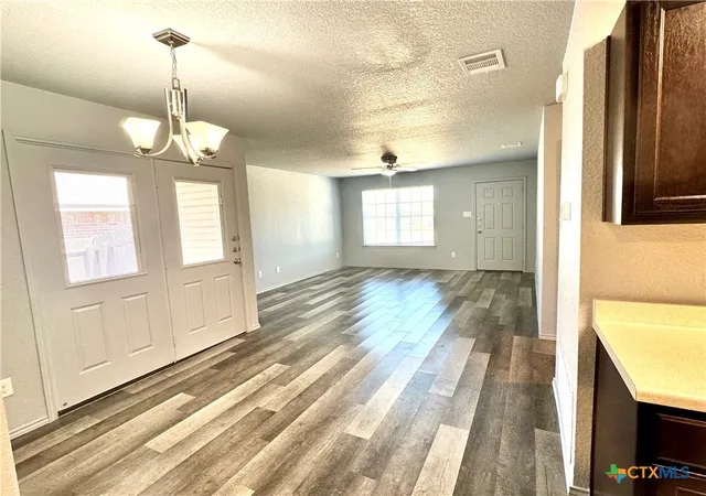 Listing Photo 5 - Condo for sale in building located at 1324 Liberation Ln, Copperas Cove, TX 76522