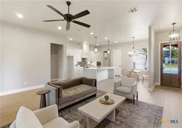 Photo 2 of Sale Pending at 1206 Rylee Ln, Salado, TX 76571 | MLS# 610808 | Listing updated on 2026-09-10