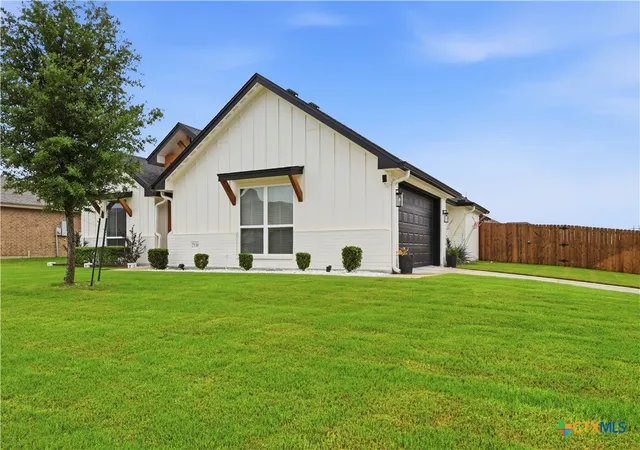 Photo 3 of Sale Pending at 7539 Clyde Dr, Temple, TX 76502 | MLS# 612400 | Listing updated on 2026-09-26