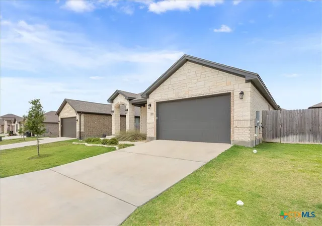 Photo 2 of Single family home for sale at 2028 Butternut Rd, Temple, TX 76502 | MLS# 612484 | Listing updated on 2026-09-22