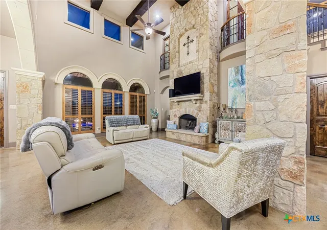 Photo 4 of Sale Pending at 509 Hickory Dr, Killeen, TX 76549 | MLS# 612518 | Listing updated on 2026-10-03