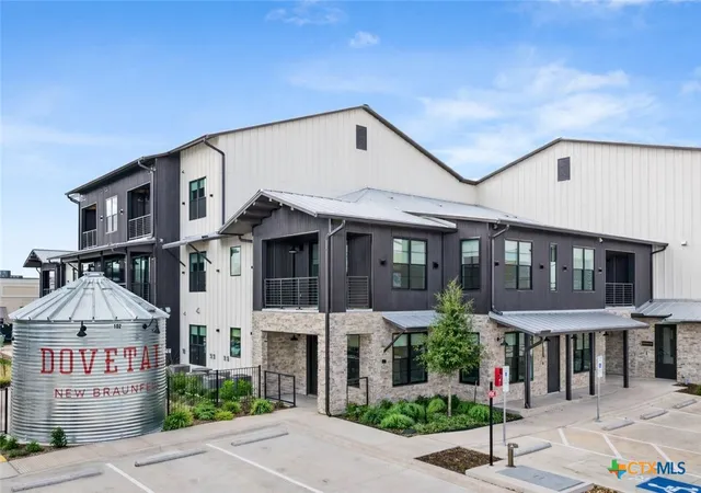 Photo 2 of Condo for sale at 630 Central Pkwy #1205/1206, New Braunfels, TX 78130 | MLS# 611206 | Listing updated on 2026-09-09