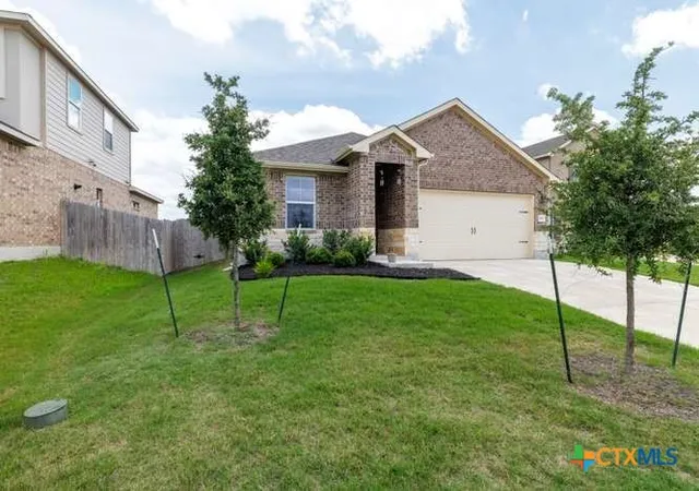 Photo 3 of Single family home for sale at 17621 Fairbridge Ln, Manor, TX 78653 | MLS# 612778 | Listing updated on 2026-09-30