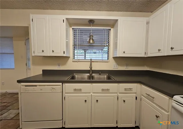 Photo 3 of Single family home for sale at 2910 Transit Dr, Killeen, TX 76543 | MLS# 612772 | Listing updated on 2026-08-06