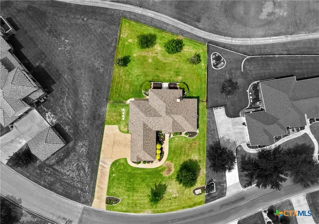 Photo 3 of Single family home for sale at 2725 Hester Way, Salado, TX 76571 | MLS# 612852 | Listing updated on 2026-08-26