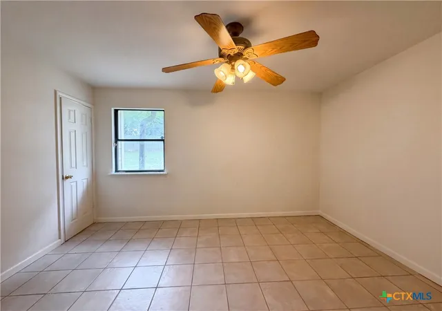 Photo 3 of Single family home for sale at 912 Hackberry St, Copperas Cove, TX 76522 | MLS# 613185 | Listing updated on 2026-10-06