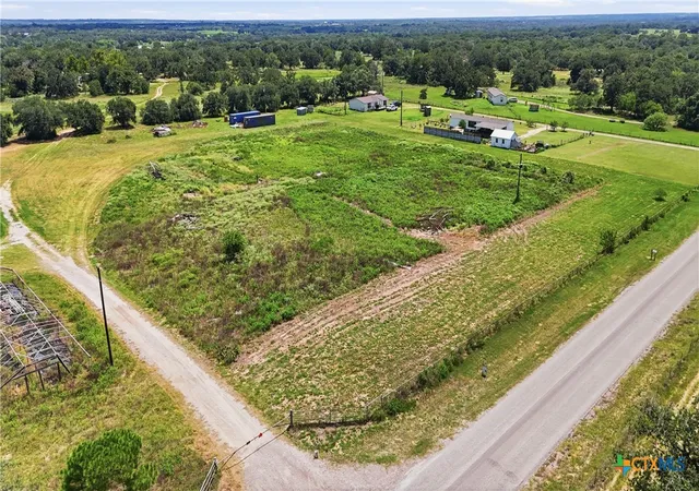 Photo 4 of Land for sale at 3921 Cr 334, Stockdale, TX 78160 | MLS# 613191 | Listing updated on 2026-08-14