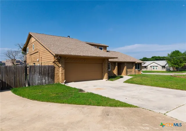 Photo 3 of Single family home for sale at 3002 Homer Cir, Copperas Cove, TX 76522 | MLS# 613200 | Listing updated on 2026-08-17