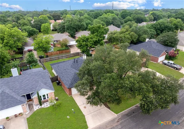 Photo 2 of Sale Pending at 4422 Longhorn Trl, Temple, TX 76502 | MLS# 613283 | Listing updated on 2026-10-07