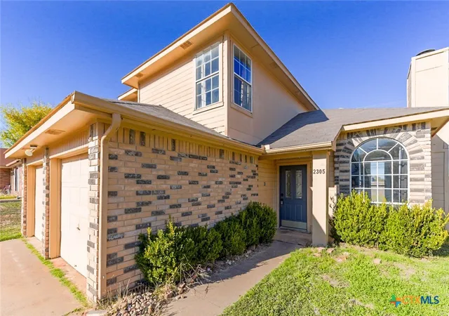 Photo 3 of Single family home for sale at 2305 Fieldstone Dr, Killeen, TX 76549 | MLS# 613303 | Listing updated on 2026-09-14