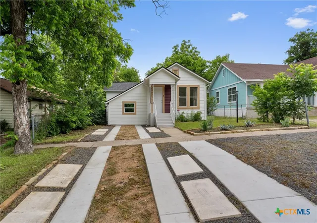 Photo 1 of Single family home for sale at 716 E Ave A, Temple, TX 76501 | MLS# 613258 | Listing updated on 2026-09-14
