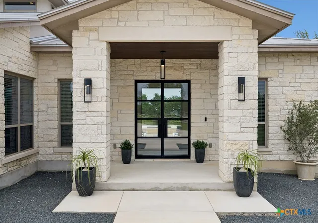 Photo 2 of Single family home for sale at 3214 Comal Springs, Canyon Lake, TX 78133 | MLS# 613468 | Listing updated on 2026-09-05
