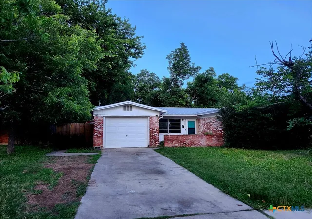 Photo 1 of Single family home for sale at 1004 Cedar Dr, Killeen, TX 76543 | MLS# 613510 | Listing updated on 2026-08-04