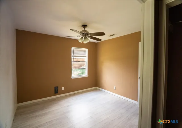 Photo 8 of Single family home for sale at 1004 Cedar Dr, Killeen, TX 76543 | MLS# 613510 | Listing updated on 2026-08-04