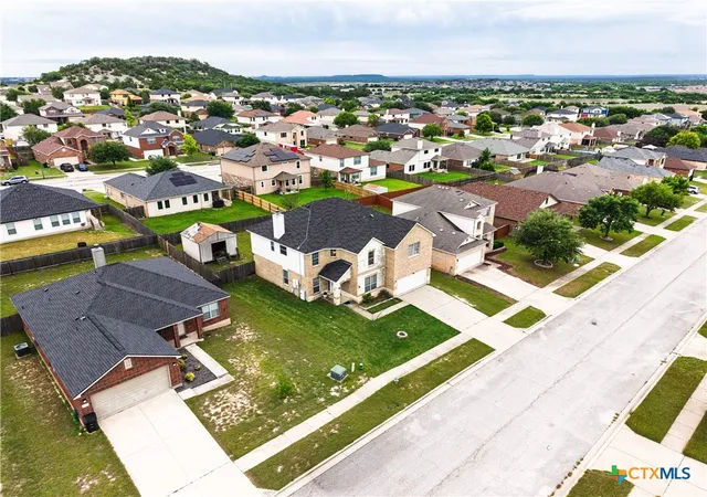 Photo 3 of Single family home for sale at 6210 Taree Loop, Killeen, TX 76549 | MLS# 613373 | Listing updated on 2026-08-28