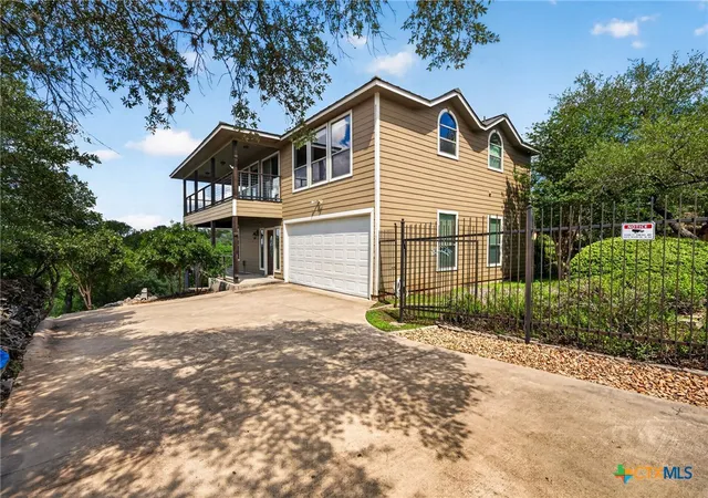 Photo 2 of Single family home for sale at 1130 Cyn Springs Dr, Canyon Lake, TX 78133 | MLS# 612992 | Listing updated on 2026-08-19