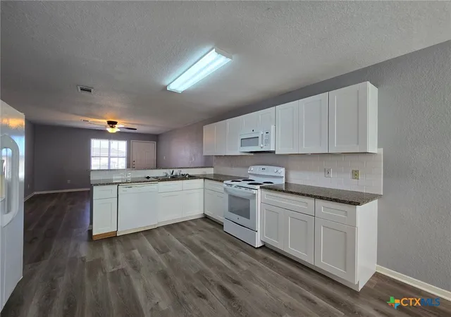 Photo 3 of Multi family home for sale at 1604 Dugger Cir, Killeen, TX 76543 | MLS# 612775 | Listing updated on 2026-09-14