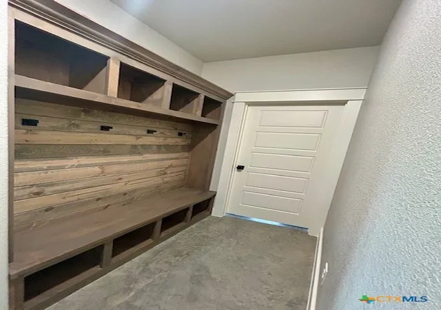 Photo 30 of Sale Pending at 3 Saul Dr, Lampasas, TX 76550 | MLS# 610553 | Listing updated on 2026-08-21