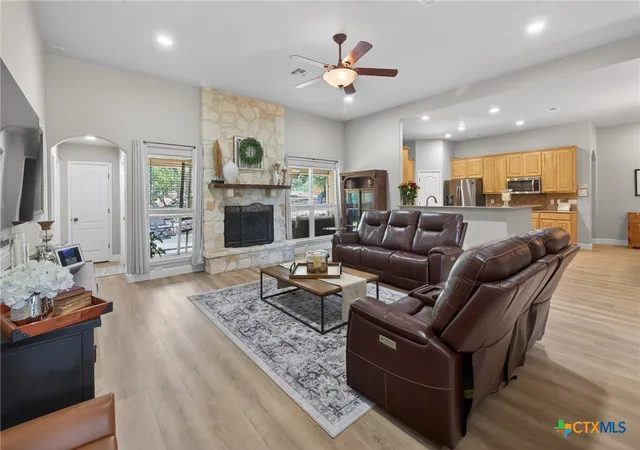 Photo 3 of Sale Pending at 659 Winding View, New Braunfels, TX 78132 | MLS# 613548 | Listing updated on 2026-10-05
