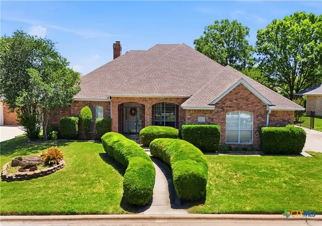 Photo 1 of Single family home for sale at 2117 Lakeview Loop, Killeen, TX 76543 | MLS# 613743 | Listing updated on 2026-08-17