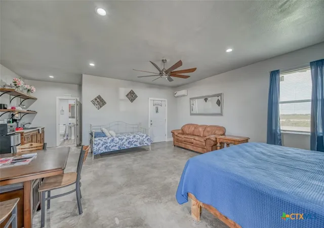 Photo 3 of Single family home for sale at 1233 N Ocean Dr, Port Lavaca, TX 77979 | MLS# 613850 | Listing updated on 2026-10-01