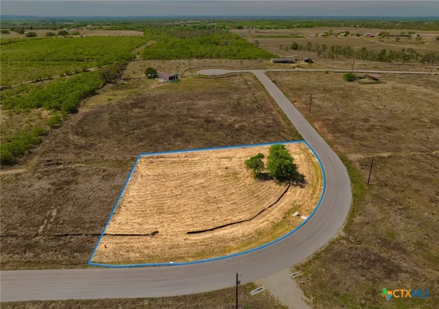 Photo 1 of Land for sale at 415 Beckham Dr, Dale, TX 78616 | MLS# 613961 | Listing updated on 2026-09-15