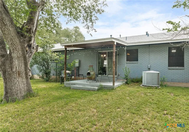 Photo 3 of Single family home for sale at 1406 N Penelope St, Belton, TX 76513 | MLS# 612976 | Listing updated on 2026-09-09