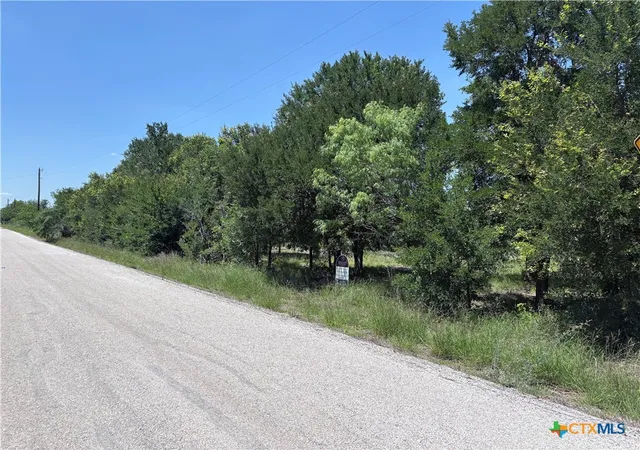 Photo 2 of Sale Pending at 210 Horace Howard Dr, San Marcos, TX 78666 | MLS# 612903 | Listing updated on 2026-09-08