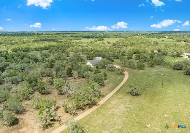 Photo 4 of House for sale at 2826 Cattle Guard Rd, Cuero, TX 77954 | MLS# 614257 | Listing updated on 2026-08-27