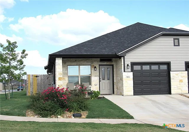 Photo 2 of Townhouse for sale at 5102 White Rose Dr, Killeen, TX 76542 | MLS# 614237 | Listing updated on 2026-08-31