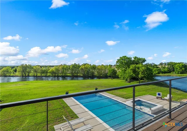 Photo 3 of Single family home for sale at 356 Bold Springs Ct, West, TX 76691 | MLS# 613610 | Listing updated on 2026-09-10