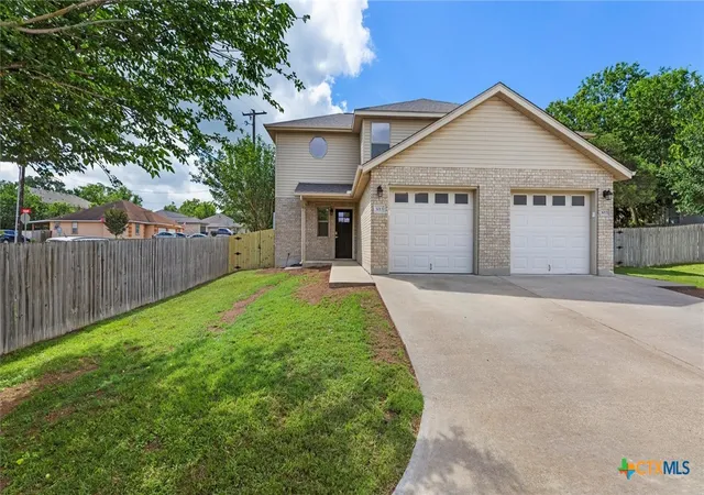 Photo 3 of Multi family home for sale at 3013/3015 Green Mountain Dr, New Braunfels, TX 78130 | MLS# 614426 | Listing updated on 2026-10-01