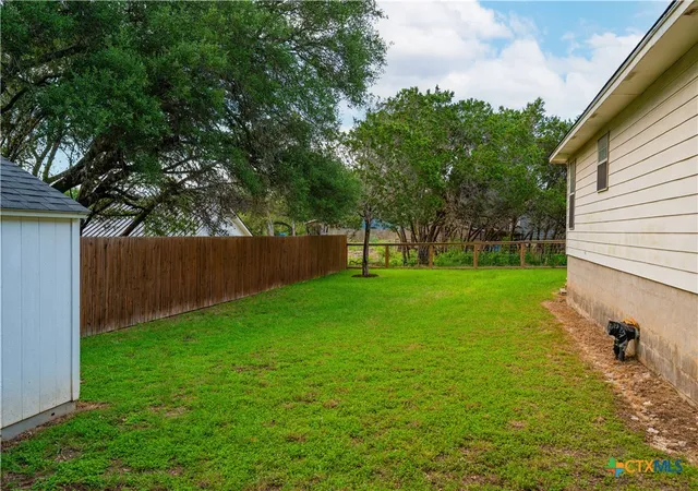 Photo 19 of Single family home for sale at 1140 Blueridge Dr, Canyon Lake, TX 78133 | MLS# 614614 | Listing updated on 2026-09-09