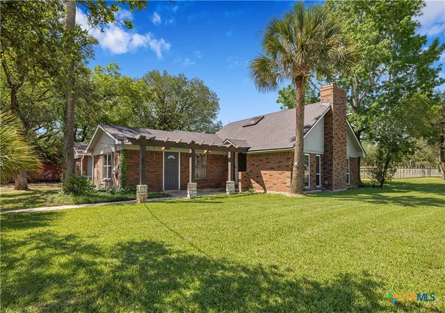 Photo 1 of Single family home for sale at 20 Hambleton Rd, Victoria, TX 77905 | MLS# 614653 | Listing updated on 2026-08-04