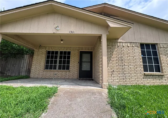 Photo 2 of Single family home for sale at 1301 N 10th Street, Temple, TX 76501 | MLS# 613678 | Listing updated on 2026-09-03