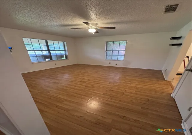 Photo 3 of Single family home for sale at 1301 N 10th Street, Temple, TX 76501 | MLS# 613678 | Listing updated on 2026-09-03