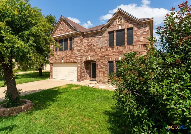 Photo 3 of Sale Pending at 305 Harvest Meadow Ln, Temple, TX 76502 | MLS# 613692 | Listing updated on 2026-10-05