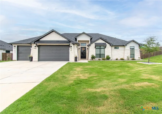 Photo 2 of Single family home for sale at 3073 Bella Vita Dr, Nolanville, TX 76559 | MLS# 614845 | Listing updated on 2026-08-27