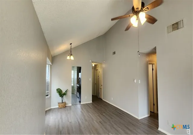 Photo 3 of Single family home for sale at 2102 Cascade Dr, Killeen, TX 76549 | MLS# 613848 | Listing updated on 2026-09-13