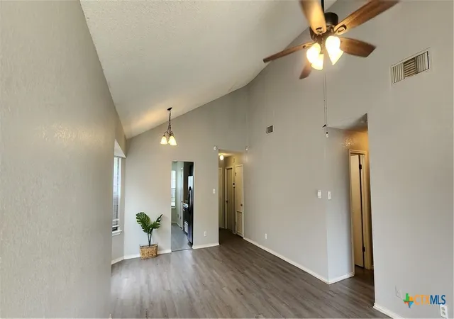 Photo 3 of Single family home for sale at 2102 Cascade Dr, Killeen, TX 76549 | MLS# 613848 | Listing updated on 2026-09-13