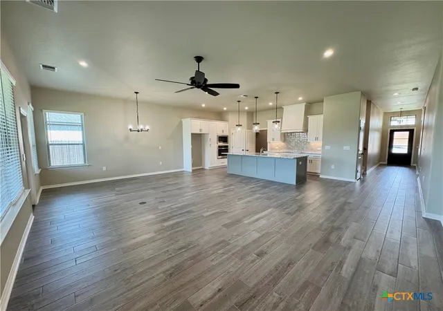 Photo 2 of Single family home for sale at 613 Golden Eagle, Salado, TX 76571 | MLS# 613875 | Listing updated on 2026-08-25