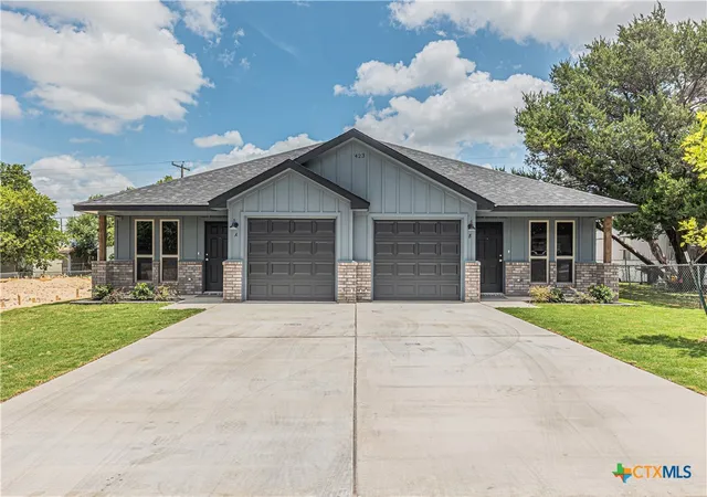Photo 1 of Multi family home for sale at 423 E Beeline Ln, Harker Heights, TX 76548 | MLS# 614170 | Listing updated on 2026-09-02