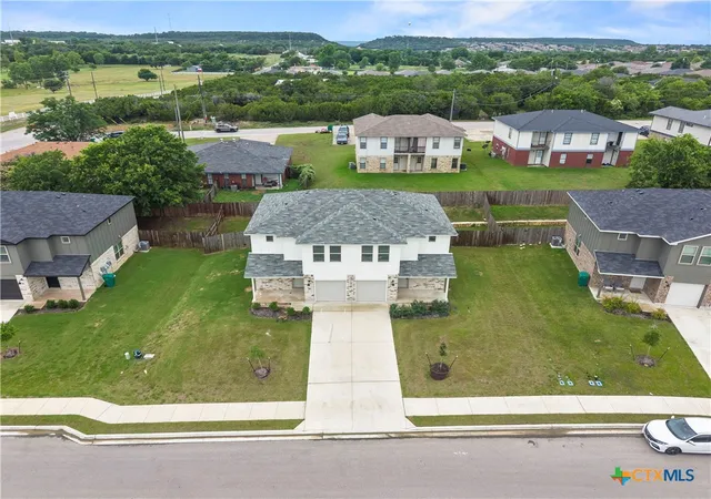 Listing Photo 5 - Condo for sale in building located at 1814 Tejas Trl, Harker Heights, TX 76548