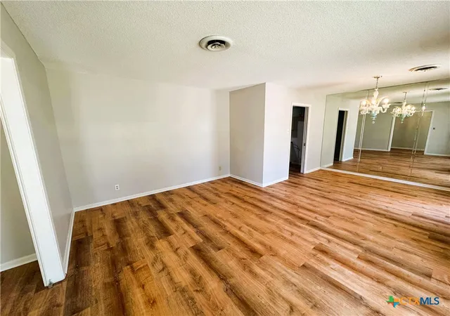 Photo 2 of Single family home for sale at 111 Yorkshire Ln, Victoria, TX 77904 | MLS# 614811 | Listing updated on 2026-08-13