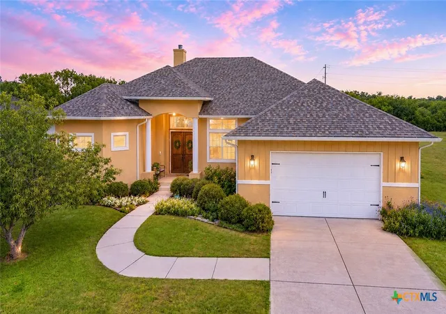 Photo 2 of Single family home for sale at 216 River Park Dr, New Braunfels, TX 78130 | MLS# 614987 | Listing updated on 2026-10-06