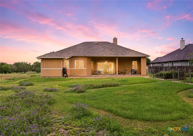 Photo 4 of Single family home for sale at 216 River Park Dr, New Braunfels, TX 78130 | MLS# 614987 | Listing updated on 2026-10-06